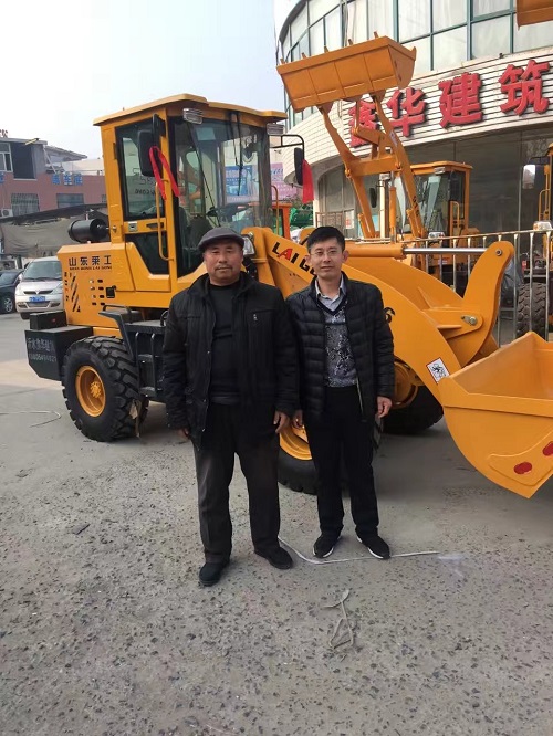 莱工.jpg 莱工.jpg